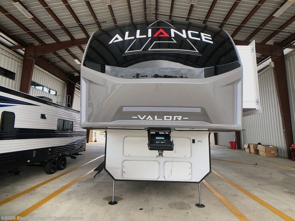New 2025 Alliance RV Valor 44V14 available in Alvin, Texas