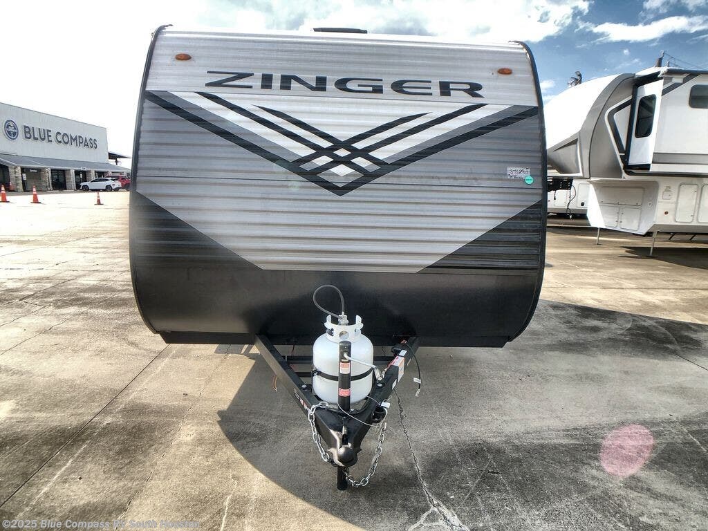 New 2026 CrossRoads Zinger Lite 12RD available in Alvin, Texas
