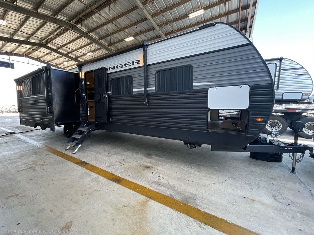 New 2026 CrossRoads Zinger 340LR available in Alvin, Texas