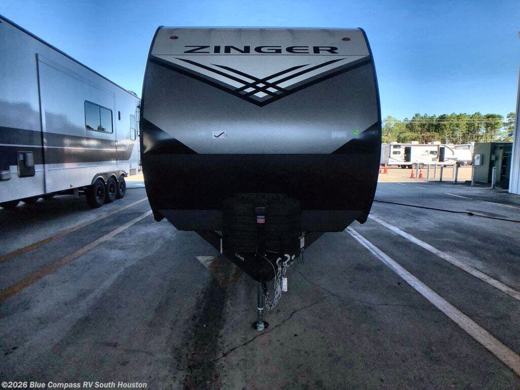 New 2026 CrossRoads Zinger 331BH available in Alvin, Texas