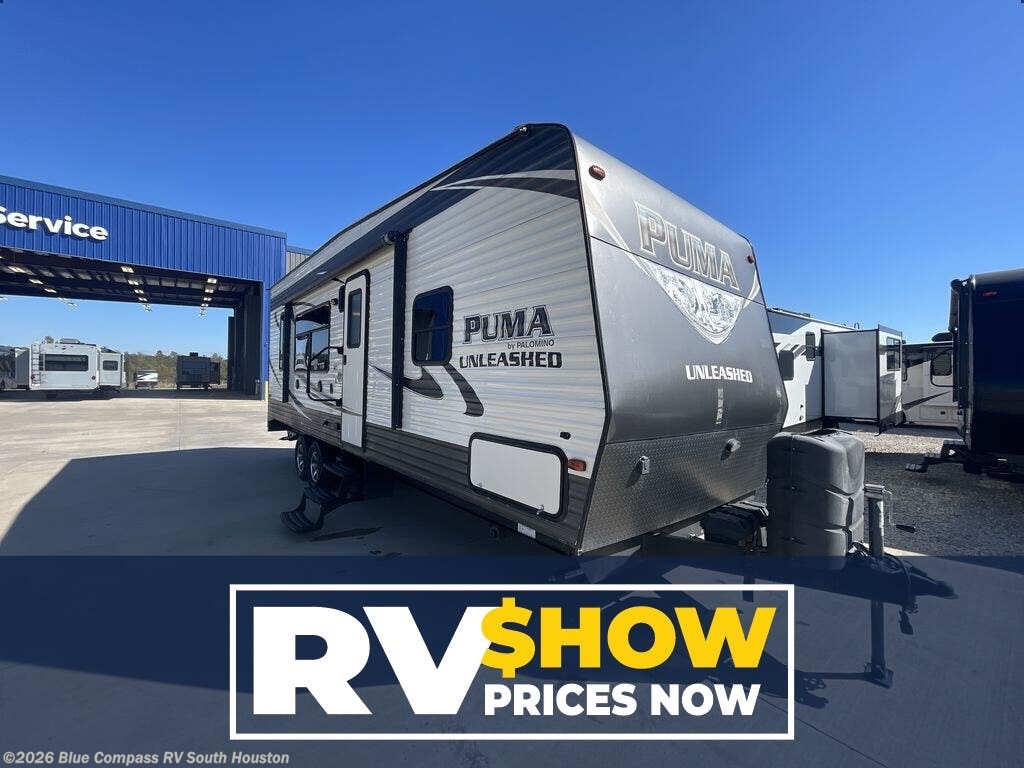 Used 2016 Palomino Puma Unleashed 27-SBU available in Alvin, Texas