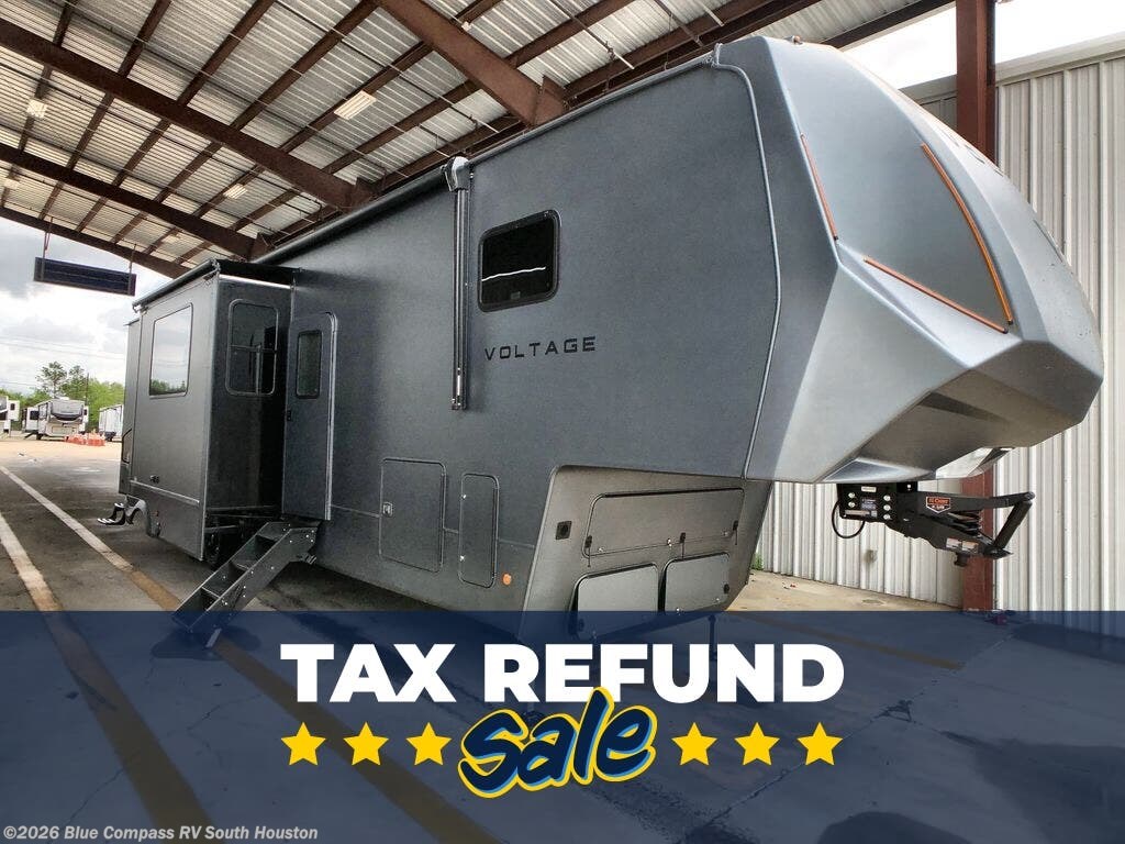 New 2026 Dutchmen Voltage V-Series 3850 available in Alvin, Texas