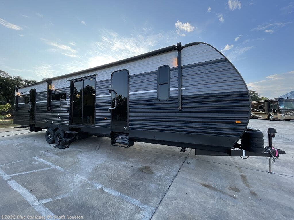 New 2026 CrossRoads Zinger 390DB available in Alvin, Texas