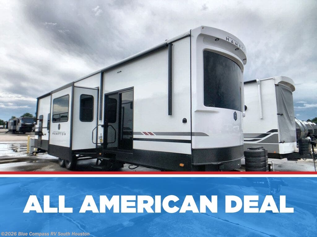 New 2026 CrossRoads Hampton 388FKL available in Alvin, Texas