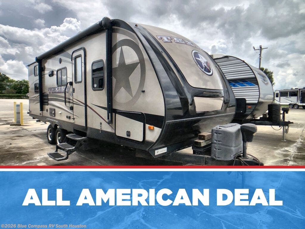 Used 2017 CrossRoads  Texan 240DBD available in Alvin, Texas
