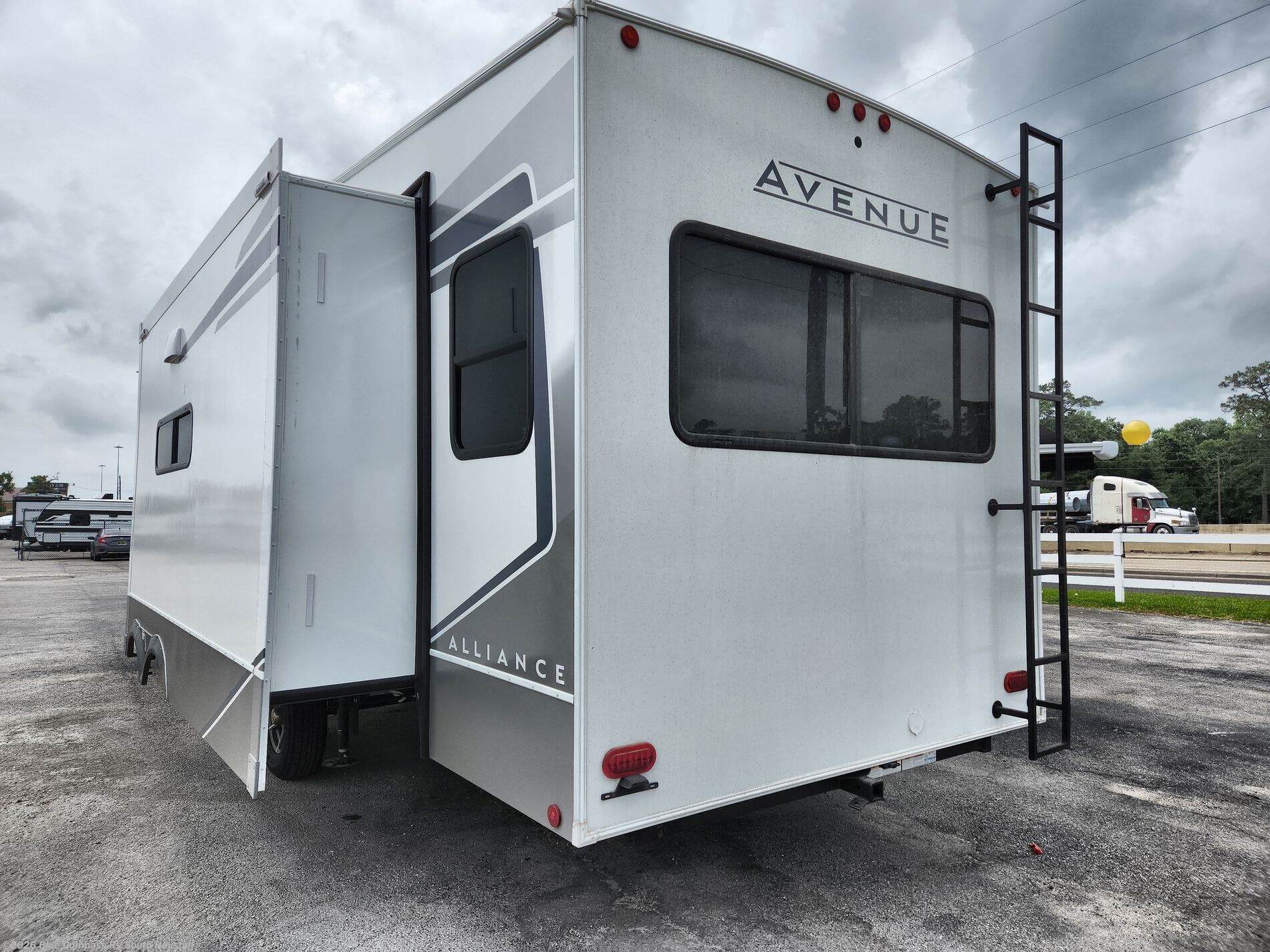 New 2026 Alliance RV Avenue All-Access 29RL available in Alvin, Texas