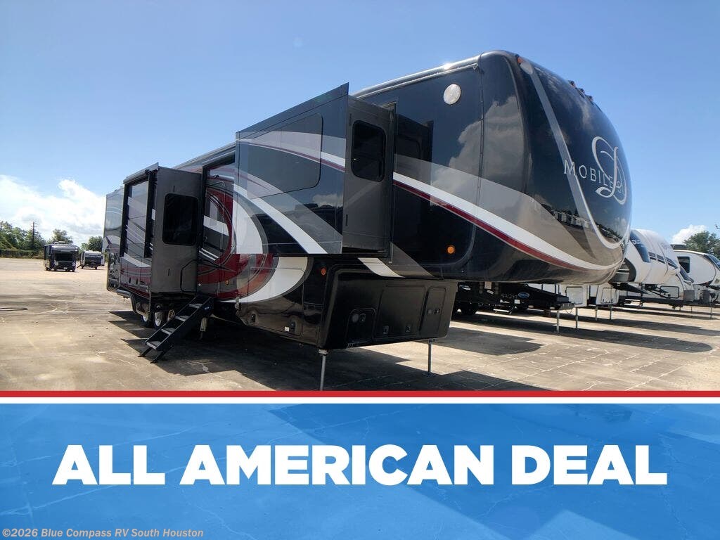 Used 2020 DRV Mobile Suites 44 Nashville available in Alvin, Texas