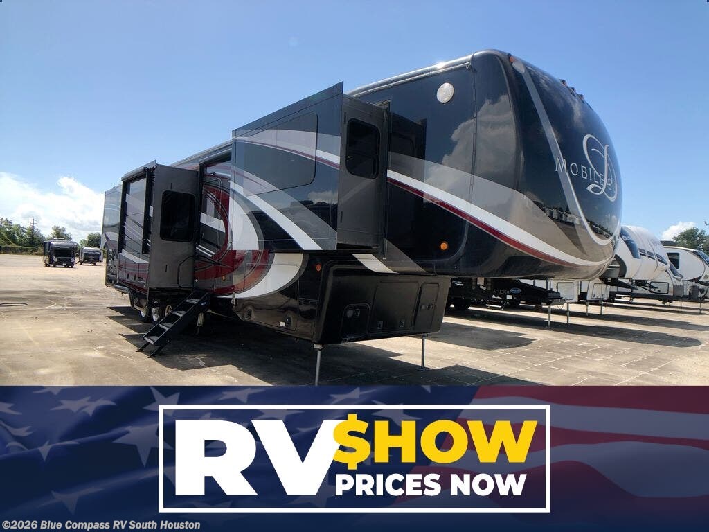 Used 2020 DRV Mobile Suites 44 Nashville available in Alvin, Texas