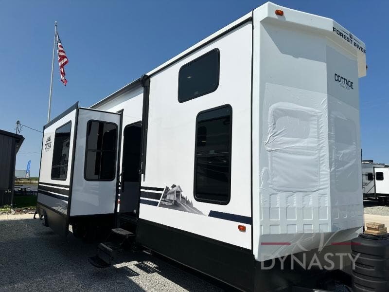 New 2026 Forest River Cedar Creek Cottage 40CBK available in Bunker Hill, Indiana