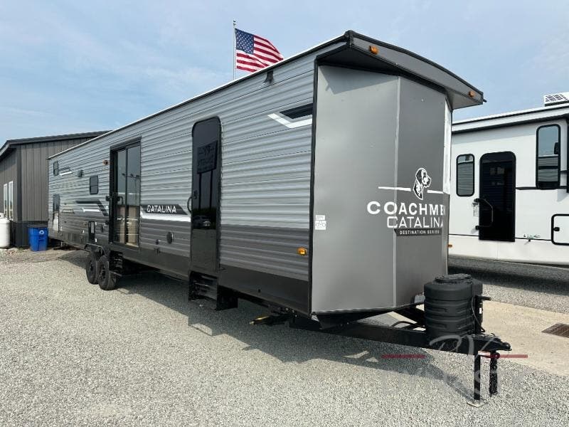 New 2026 Coachmen Catalina Destination Series 40BHTS available in Bunker Hill, Indiana