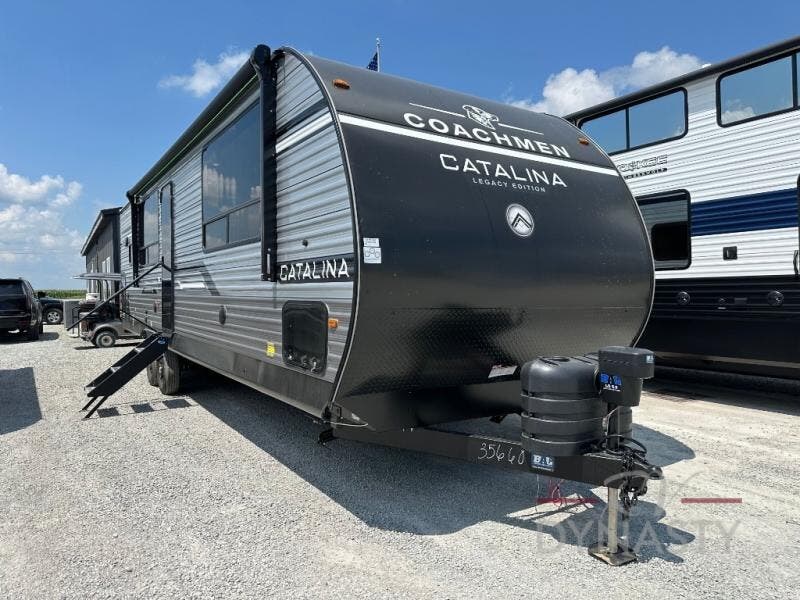 New 2026 Coachmen Catalina Legacy Edition 303RKDS available in Bunker Hill, Indiana
