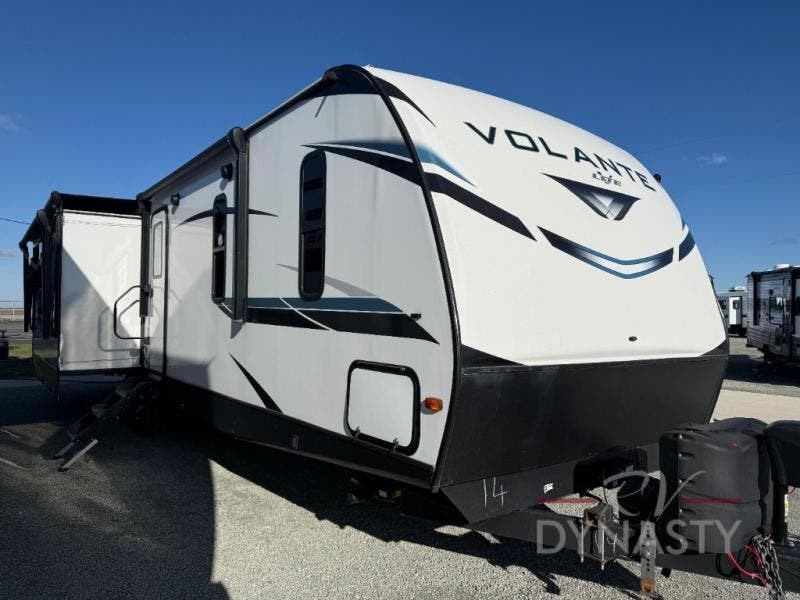 Used 2022 CrossRoads Volante 34RE available in Bunker Hill, Indiana