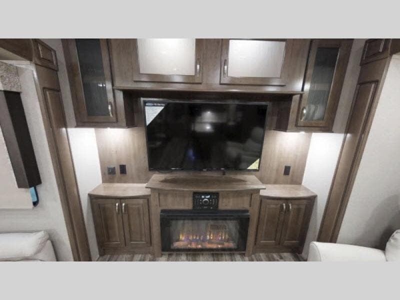 Used 2018 Forest River Cedar Creek Silverback 29IK available in Bunker Hill, Indiana