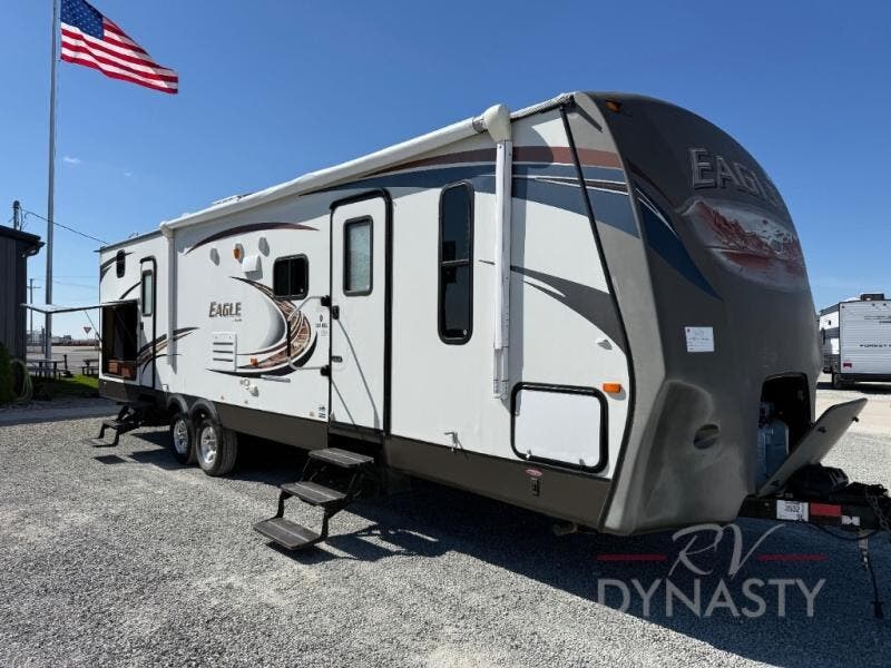Used 2013 Jayco Eagle 314BDS available in Bunker Hill, Indiana