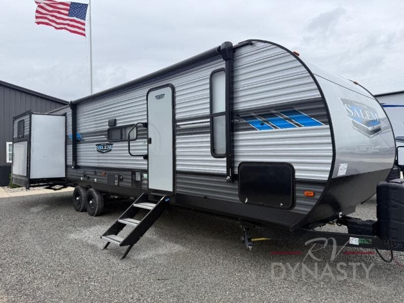 Used 2022 Forest River Salem 31KQBTS available in Bunker Hill, Indiana