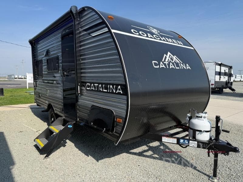 New 2026 Coachmen Catalina Summit Series 7 154RDX available in Bunker Hill, Indiana