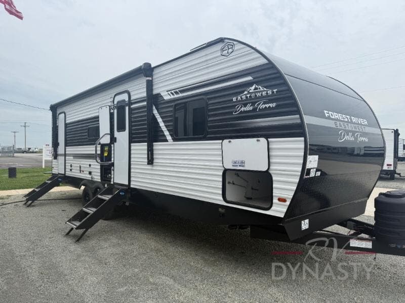 New 2027 East to West Della Terra 275BH available in Bunker Hill, Indiana