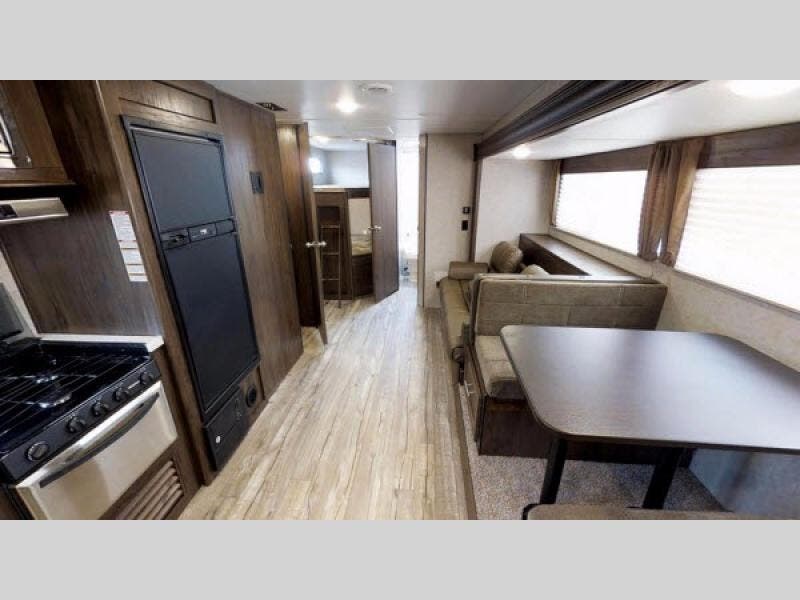 Used 2018  Forest River Cherokee Grey Wolf 26CKSE by Forest River from RV Dynasty in Bunker Hill, IN