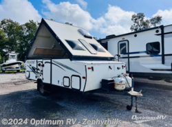 Used 2015 Forest River Flagstaff 19QBHW available in Zephyrhills, Florida