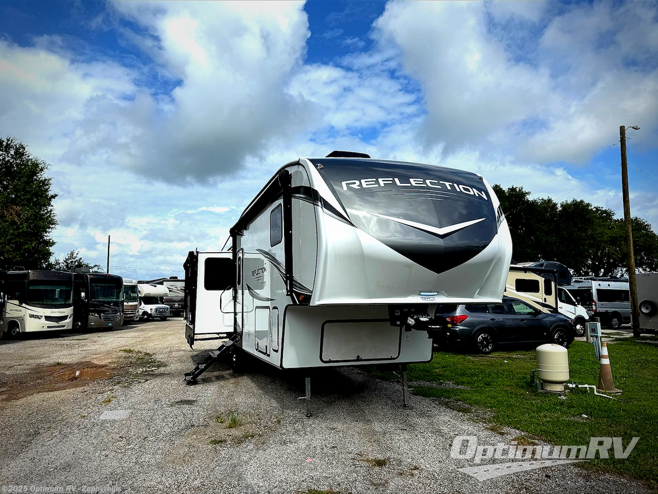 Used 2023 Grand Design Reflection 337RLS available in Zephyrhills, Florida