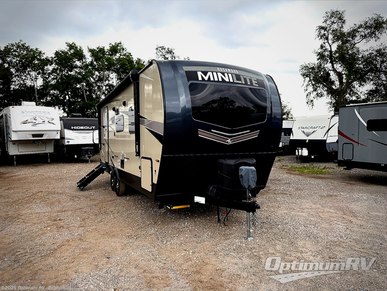 Used 2023 Forest River Rockwood Mini Lite 2511S available in Zephyrhills, Florida