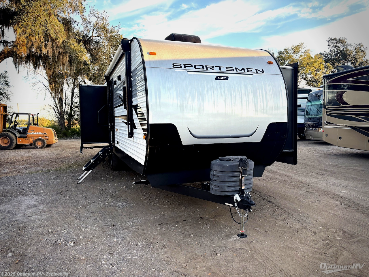 Used 2025 K-Z Sportsmen SE 303QBSE available in Zephyrhills, Florida