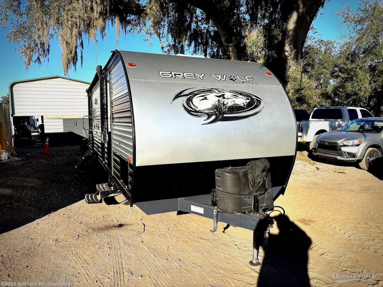 Used 2022 Forest River Cherokee Grey Wolf 27DBH available in Zephyrhills, Florida