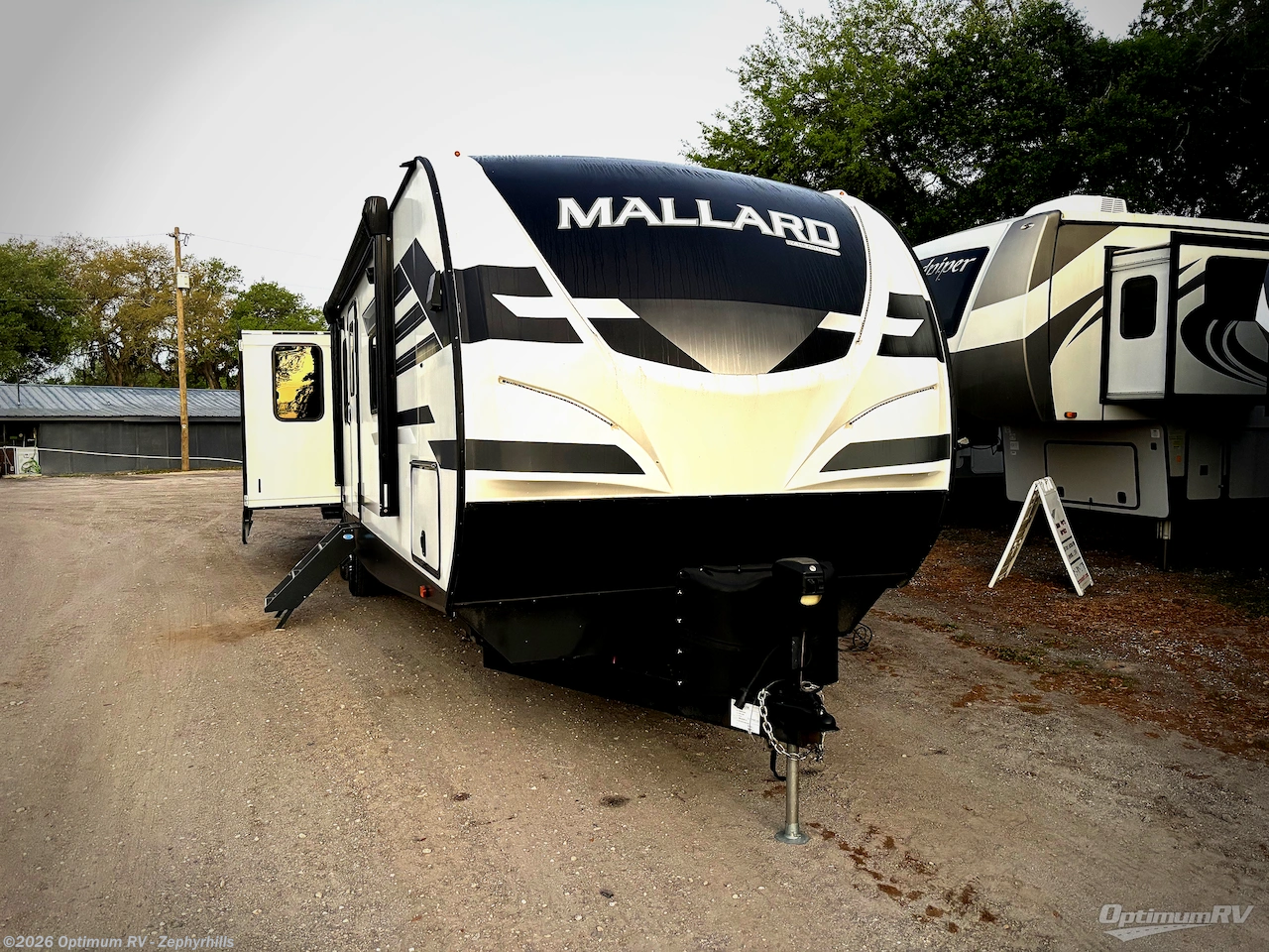 Used 2021 Heartland Mallard 335 available in Zephyrhills, Florida