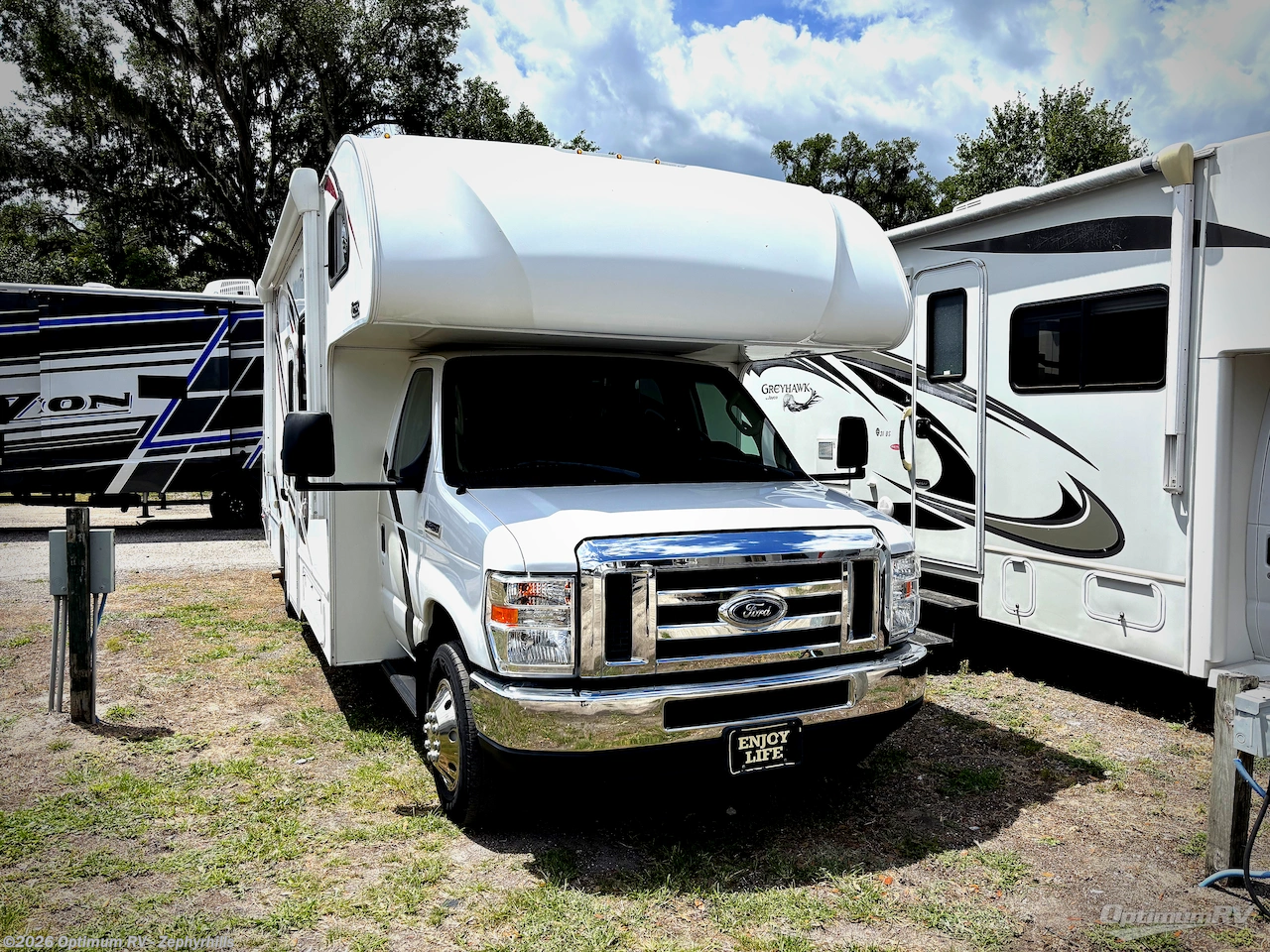 Used 2020 Thor  Four Winds 28Z available in Zephyrhills, Florida