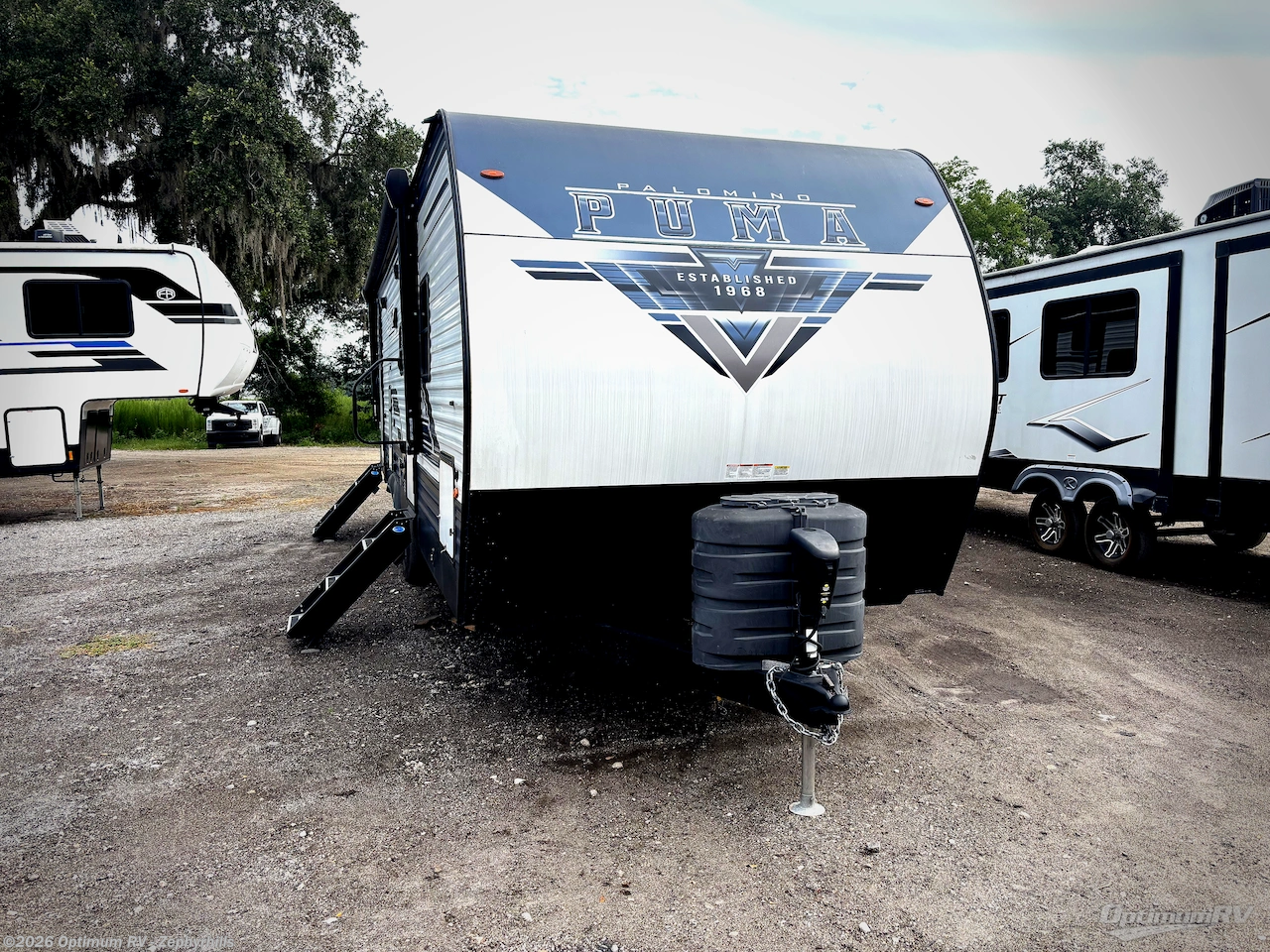 Used 2024 Palomino Puma 28DBFQ available in Zephyrhills, Florida