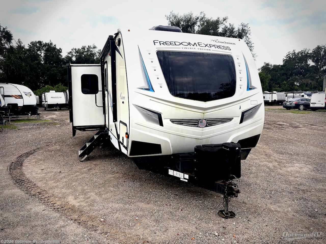 Used 2020 Coachmen Freedom Express Liberty Edition 320BHDSLE available in Zephyrhills, Florida
