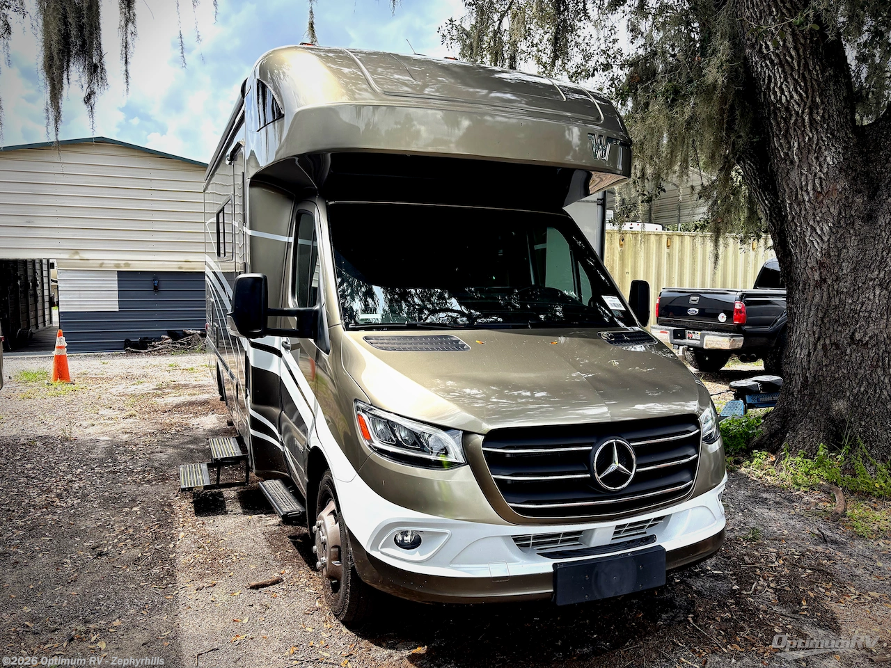 Used 2022  Winnebago View 24D by Winnebago from Optimum RV - Zephyrhills in Zephyrhills, FL