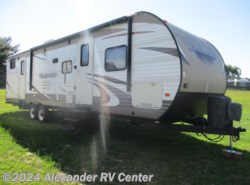  Used 2016 Forest River Wildwood 32BHDS available in Clayton, Delaware