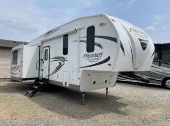 Used 2016 Forest River Flagstaff Classic Super Lite 8529IKBS available in Clayton, Delaware