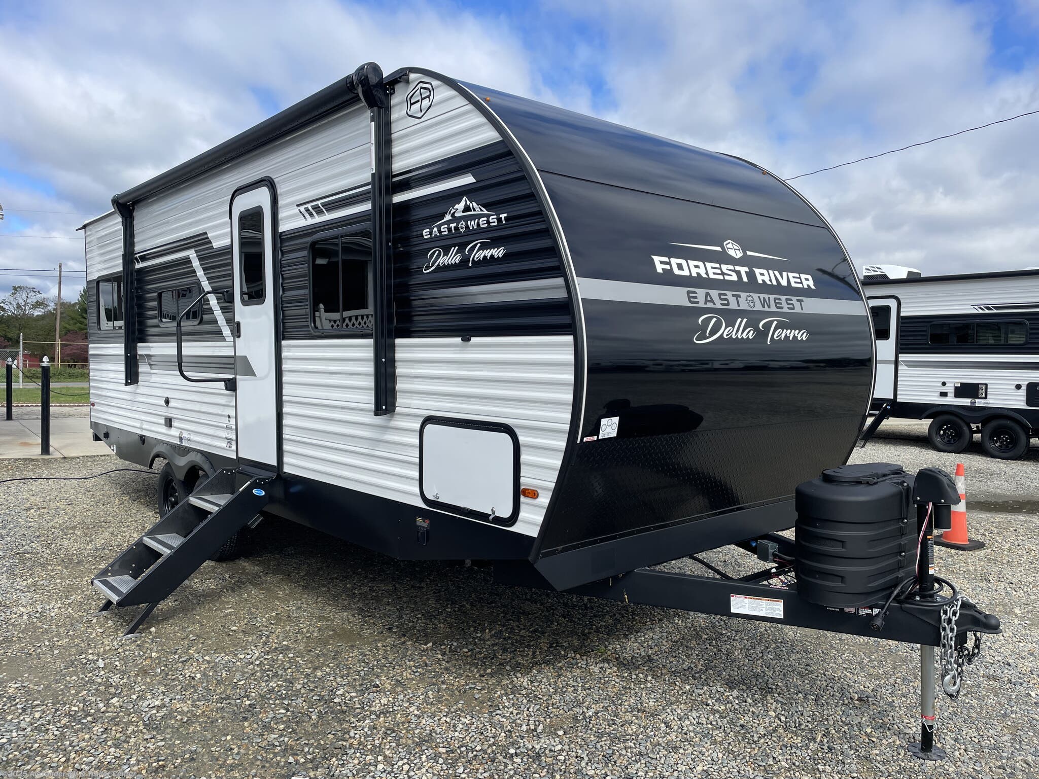 New 2026 East to West Della Terra 200RD available in Clayton, Delaware