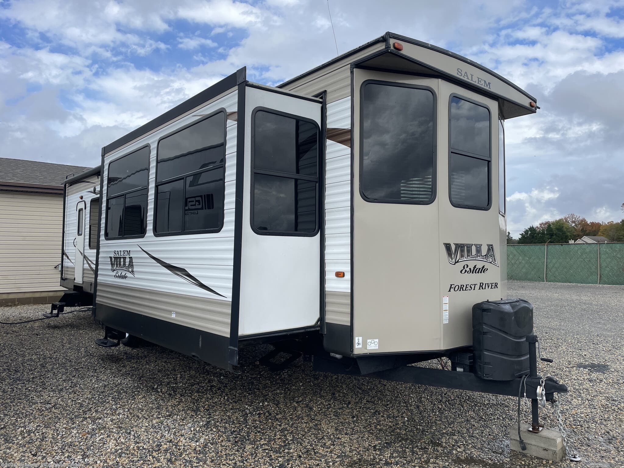 Used 2017 Forest River Salem Villa Estate 385FLBH available in Clayton, Delaware