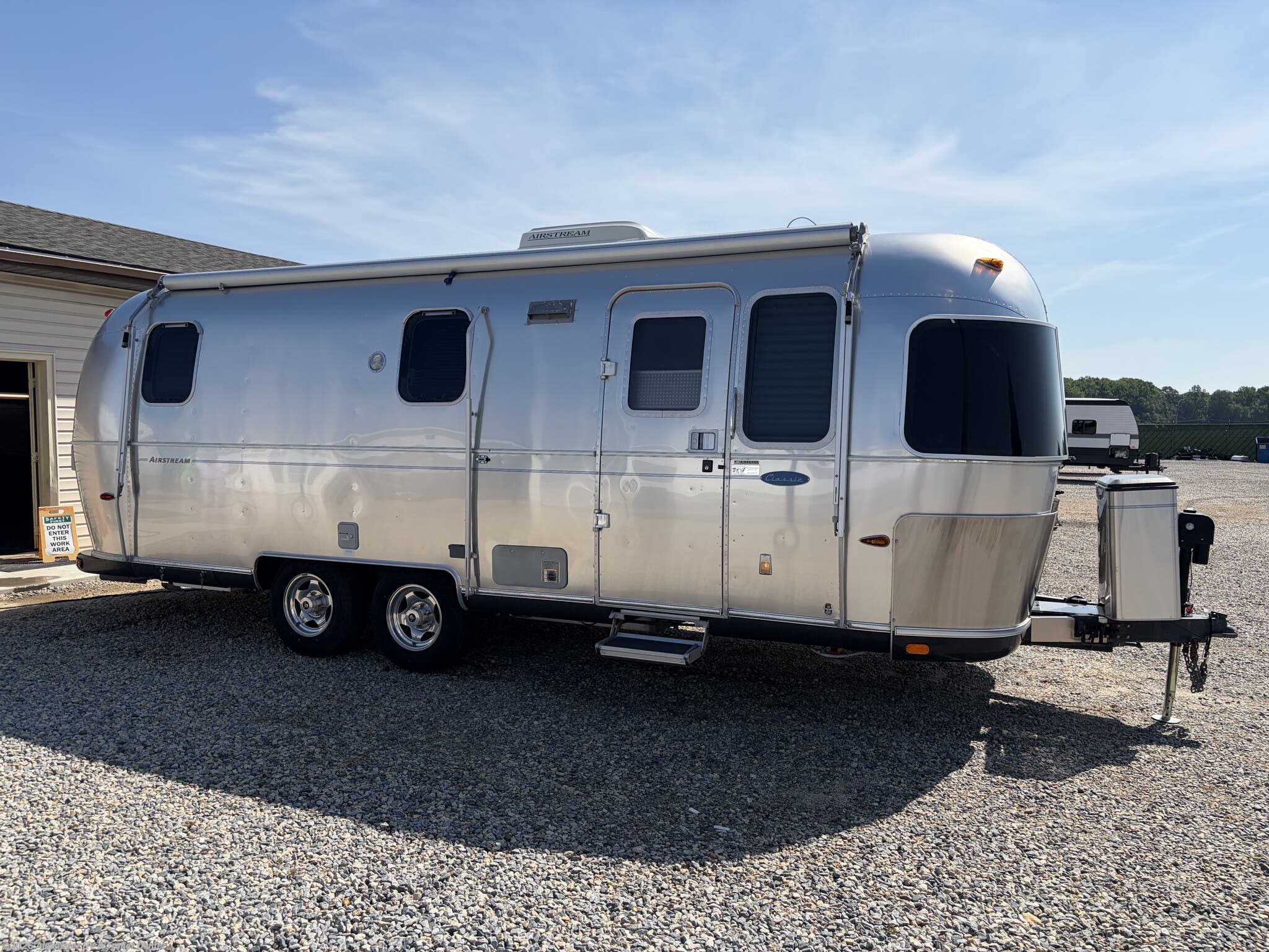 Used 2004 Airstream Classic 25' available in Clayton, Delaware