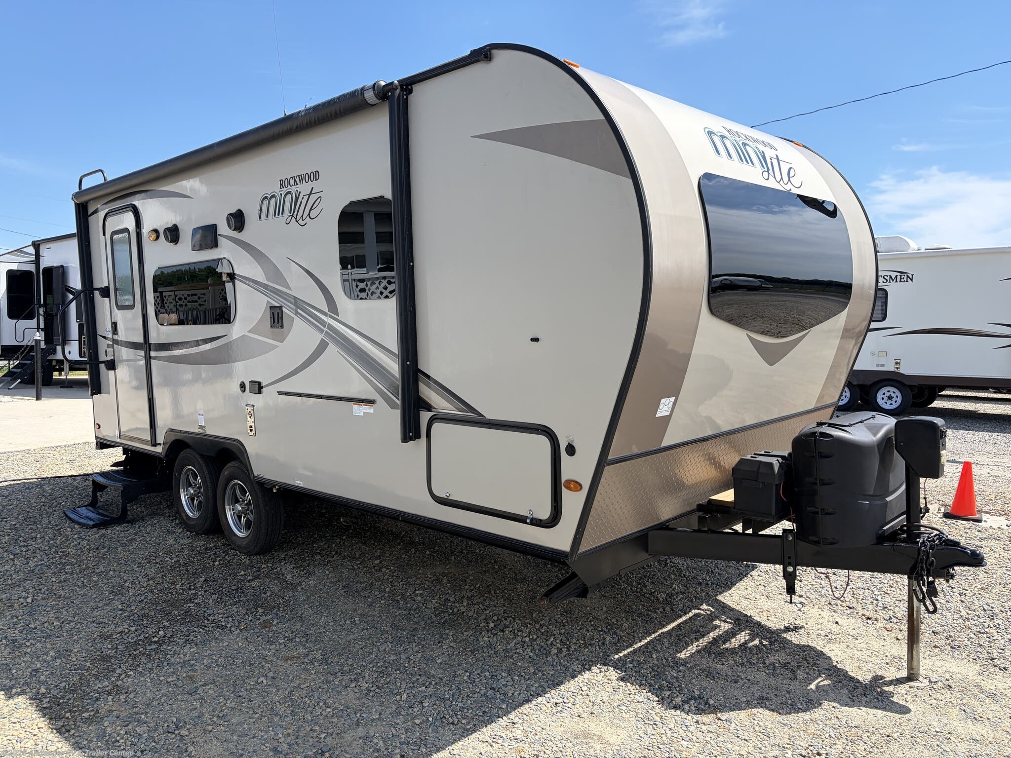 Used 2019 Forest River Rockwood Mini Lite 2109S available in Clayton, Delaware