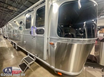 New 2024 Airstream Classic 30RB Twin available in Fort Worth, Texas