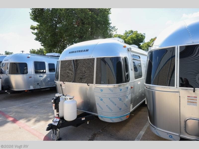 New 2026  Airstream International 25FB by Airstream from Vogt RV in Fort Worth, TX