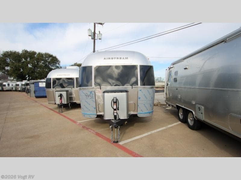 New 2026  Airstream Flying Cloud 30FB Bunk by Airstream from Vogt RV in Fort Worth, TX