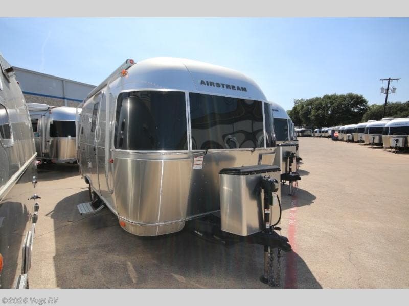 Used 2023  Airstream Caravel 20FB by Airstream from Vogt RV in Fort Worth, TX