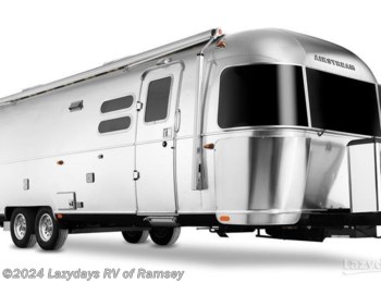 New 2023 Airstream Globetrotter 30RB Twin available in Ramsey, Minnesota