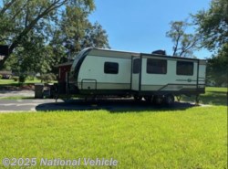 Used Cruiser Rv Radiance Travel Trailer Rvs For Sale Rvusa Com