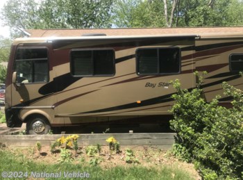 Used 2011 Newmar Bay Star 2901 available in Wallingford, Connecticut