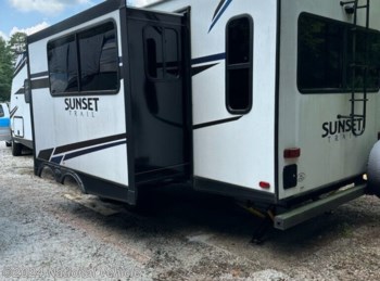 Used 2021 CrossRoads Sunset Trail Super Lite 259RL available in Griffin, Georgia