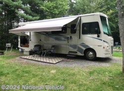 Used 2018 Winnebago Sunstar 29VE available in Canton, Connecticut