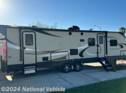 Used 2019 Keystone Cougar 29BHS available in Wesley Chapel, Florida