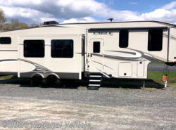 Used 2018 Jayco Eagle 325BHQS available in Greenwich, New York