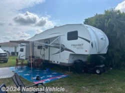Used 2015 Forest River Flagstaff Classic Super Lite 8528BHWS available in Lehigh Acres, Florida